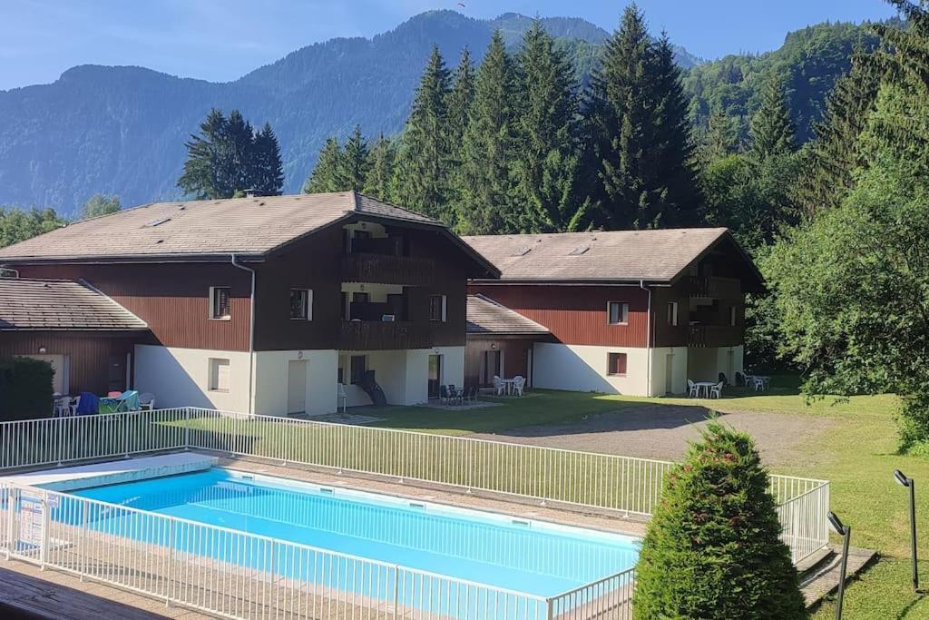 Samoens Residence Grand Tetras 4 Personnes Piscine Exteriör bild